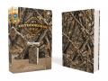  Niv, Outdoorsman Bible, Lost Camo Edition, Leathersoft, Red Letter Edition, Comfort Print: The Field-Ready Cover Blends in But the Words Stand Out wit 