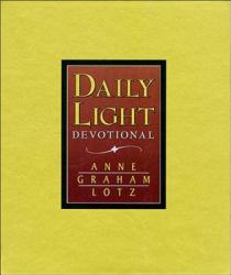  Daily Light - Burgundy: A 365-Day Morning and Evening Devotional 