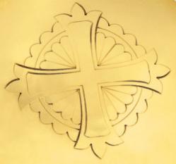  Scale Paten with Engraved Cross Emblem 